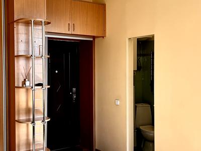 квартира за адресою Зустрічна, 10