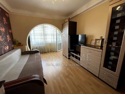 квартира за адресою Празька вул., 25/2