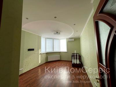 квартира за адресою Василя Симоненка вул., 2-Б