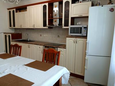 квартира за адресою Анни Ахматової вул., 45