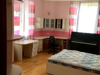 квартира за адресою Євгена Коновальця вул. (Щорса), 32-А