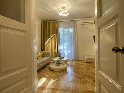 квартира за адресою Пастера вул., 21