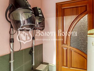 комерційна за адресою Новодарницька вул., 6