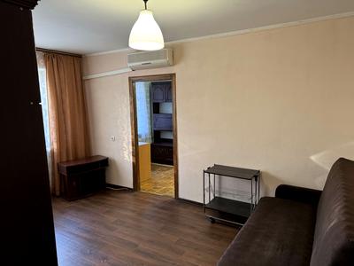 квартира за адресою Івана Їжакевича вул., 7/10