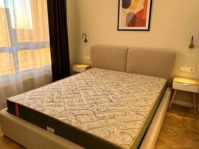 квартира за адресою Домбровського вул., 75