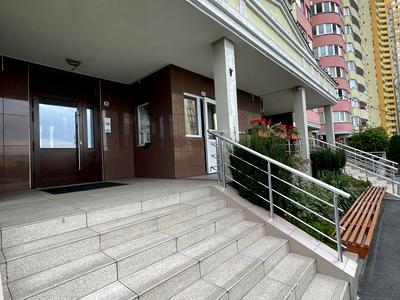 квартира за адресою Сім'ї Кульженків вул. (Петра Дегтяренка), 33