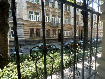квартира за адресою Дмитра Донцова вул. (Котовського), 18
