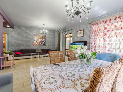 будинок за адресою Київська вул.