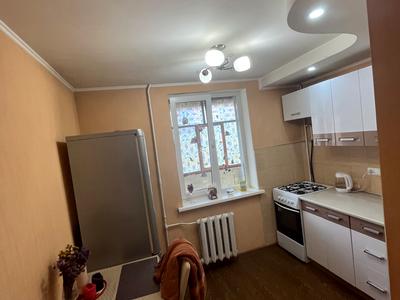 квартира за адресою Зодчих вул., 72