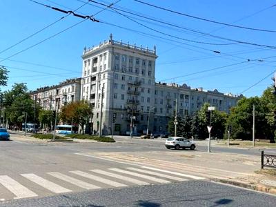 квартира по адресу Дмитрия Яворницкого просп. (Карла Маркса), 100