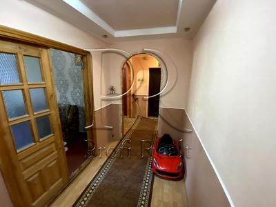 квартира по адресу Василия Стуса ул., 9