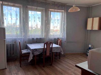 квартира за адресою Саперно-Слобідська вул., 8