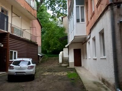 квартира за адресою Українська вул., 14