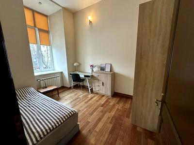 квартира за адресою Театральна вул., 23