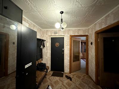 квартира за адресою Автозаводська вул., 93