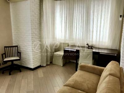 квартира за адресою Миколи Амосова вул., 4