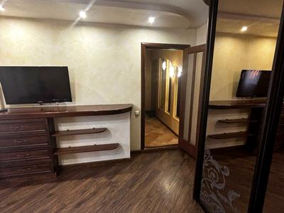 квартира за адресою Зарічанська вул., 18
