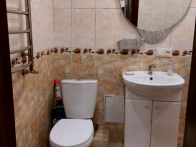 квартира за адресою Новошкільна вул., 20