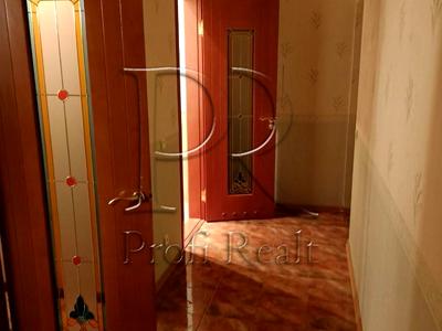 квартира за адресою Автозаводська вул., 99/4