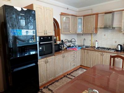 дом по адресу Самборская ул.