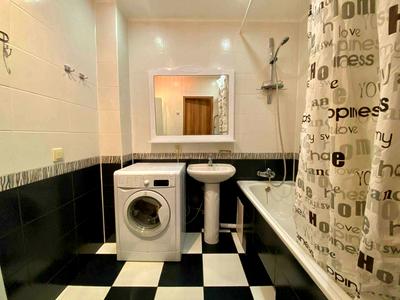 квартира за адресою Григорія Ващенка вул., 3