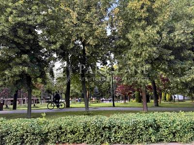 квартира за адресою Захарівська вул., 7