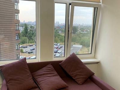 квартира за адресою Юнацька вул., 4