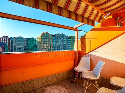 квартира за адресою Регенераторна вул., 4 к11