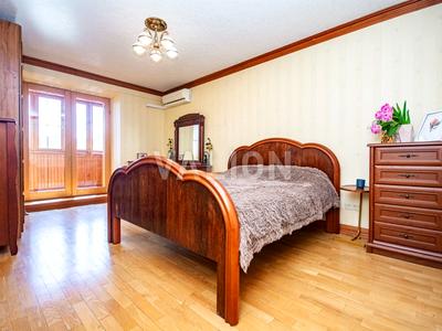 квартира за адресою Драгоманова вул., 17