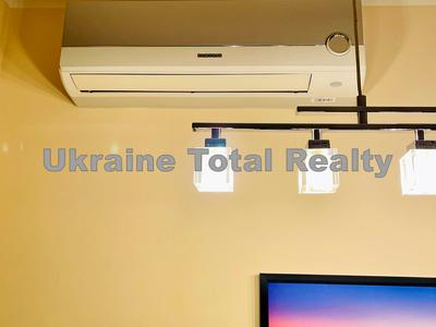 квартира по адресу Миколы Бажана просп., 10