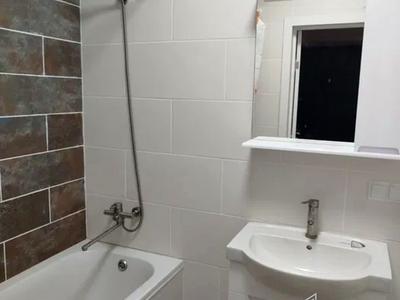 квартира за адресою Олени Теліги вул., 15