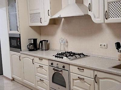 квартира за адресою Івана Фунтового вул., 7