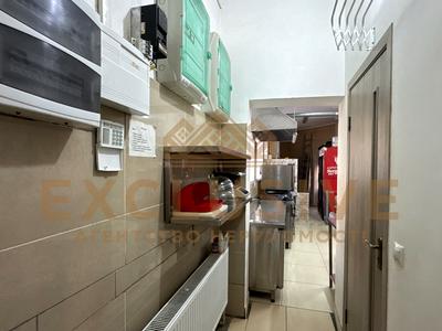 комерційна за адресою Віктора Косенка вул., 24