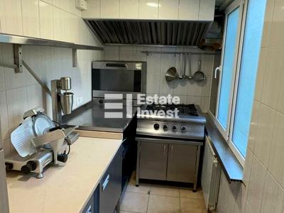 комерційна за адресою Отакара Яроша вул., 7