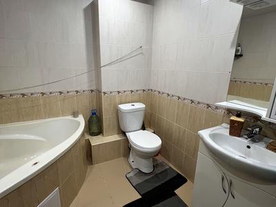 квартира за адресою Героїв України вул. (Героїв Сталінграду), 74