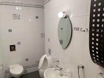 квартира за адресою Кропивницького вул., 10
