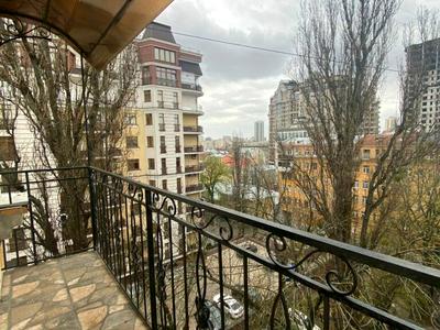квартира за адресою Київ, Пирогова вул., 2