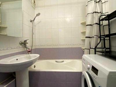 квартира за адресою Ревуцького вул., 7-А