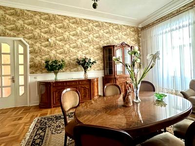 квартира по адресу Александра Конисского ул., 30