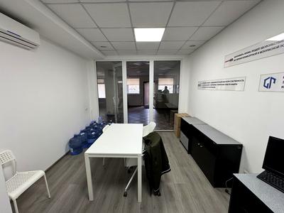 комерційна за адресою Дніпровське шосе, 34