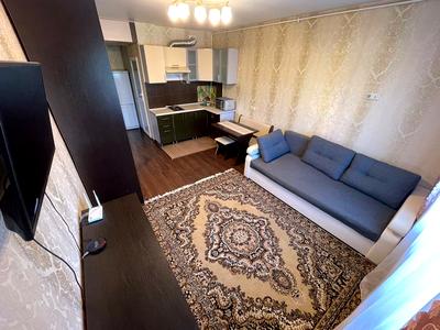 квартира за адресою Платанова вул., 82
