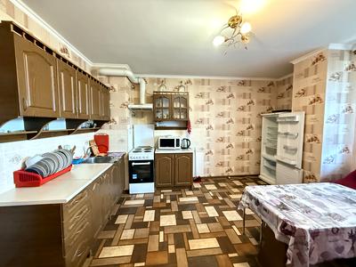 квартира за адресою Райдужний масив вул., 4