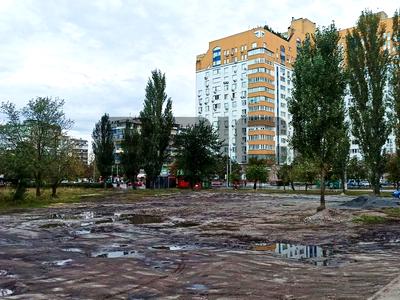 участок по адресу Павла Тычины просп., 13
