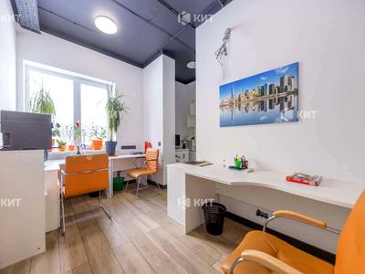 комерційна за адресою Перемоги просп., 65 Г