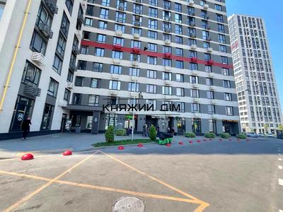 квартира по адресу Олександра Олеся ул., 8/17