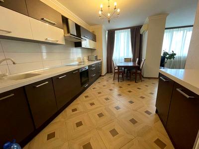 квартира за адресою Срібнокільська вул., 1