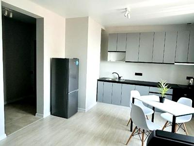 квартира за адресою Літературна вул., 10-б