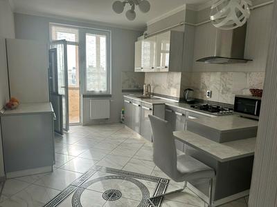 квартира за адресою Червоної Калини просп., 10