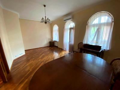 квартира за адресою Олеся Гончара вул., 67
