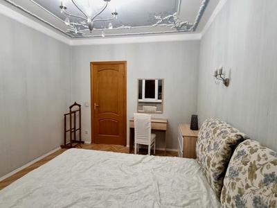 квартира за адресою Панаса Мирного пров., 11